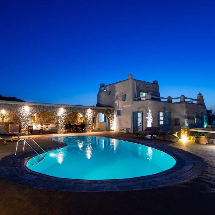 Mykonos villa with pool