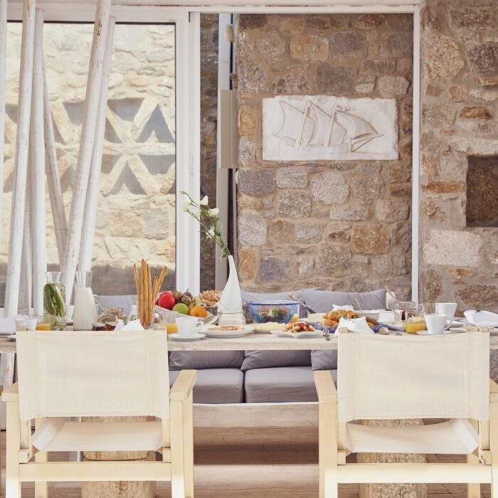 Mykonos Luxury Villa close to town